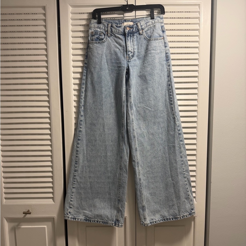 BDG Light Wash Wide Leg Jeans